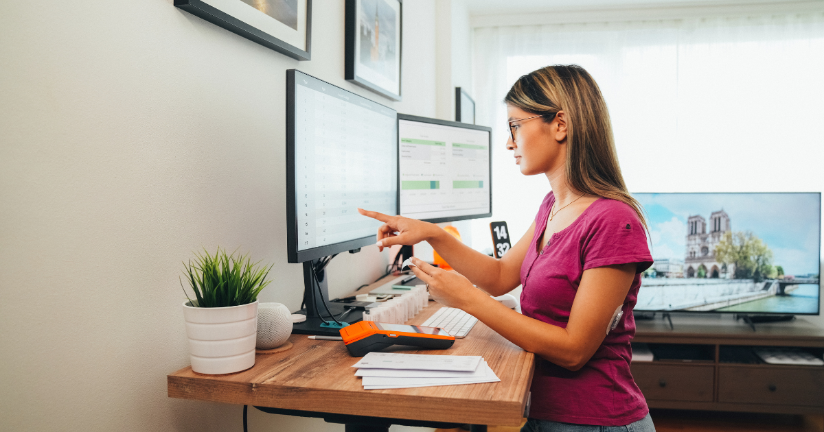 Potencia tu creatividad y enfoque mental con las standing desks de Sudesk Chile